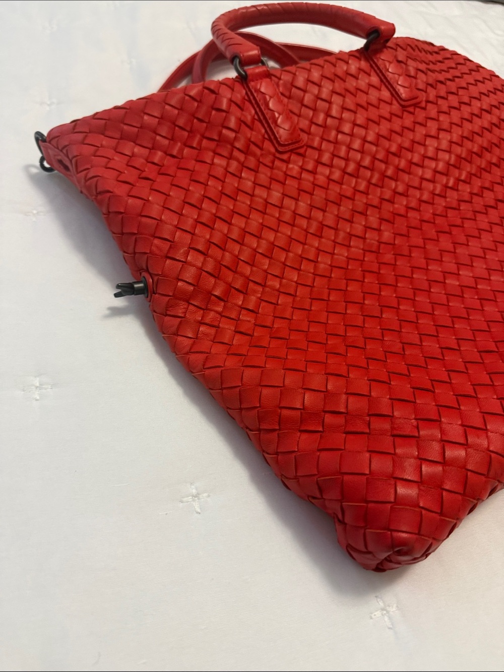 Bottega Veneta Red Intrecciato Woven Tote with Top Handles - Picture 5 of 13
